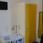 勒里酒店 2*