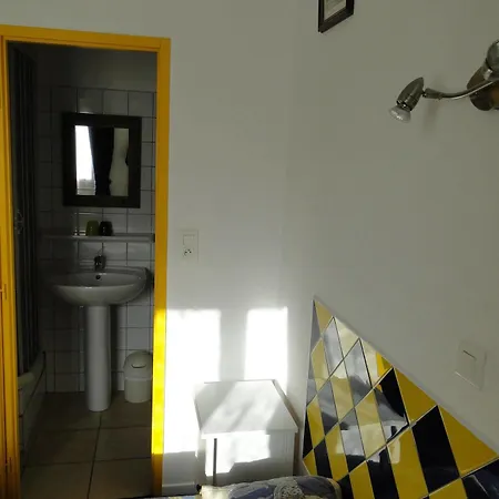 Hotel Le Lys Juan-les-Pins