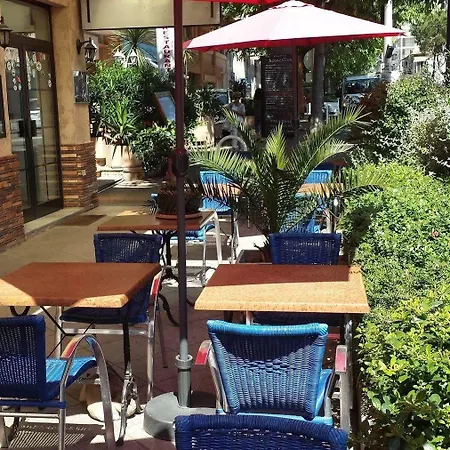Hotel Le Lys Juan-les-Pins