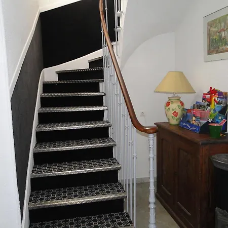 Le Lys Hotel