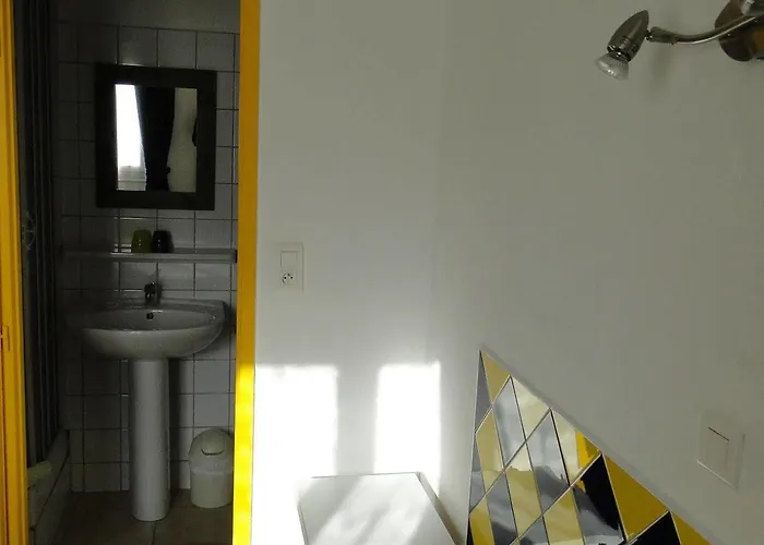 Hotel Le Lys Juan-les-Pins