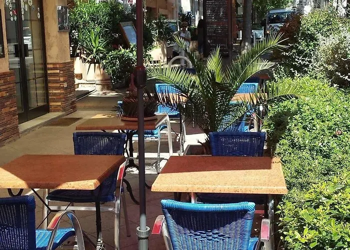 Hotel Le Lys Juan-les-Pins